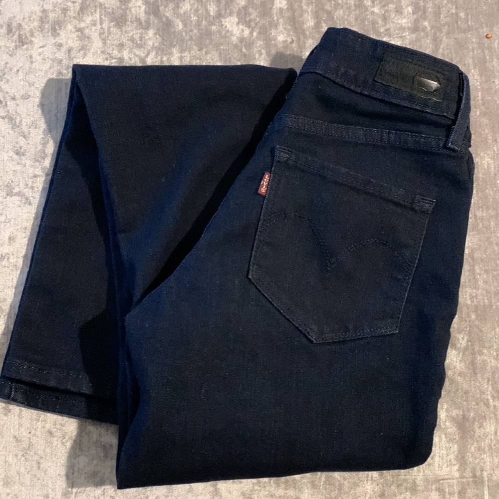Levi’s Bold Curve